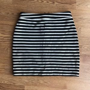 Sanctuary Black and White Skirt